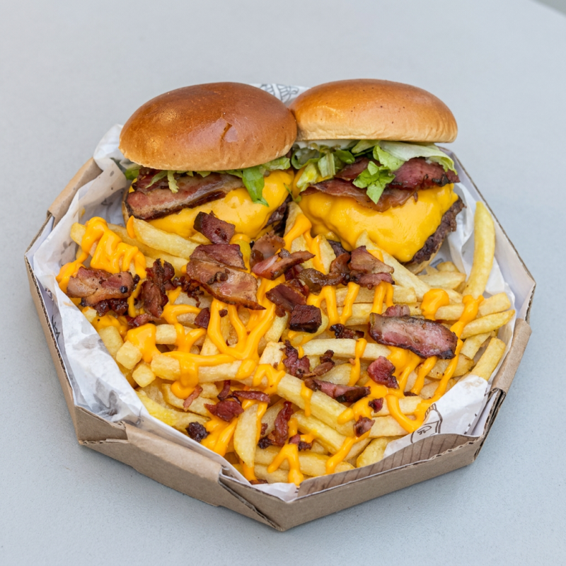 2 vielinha, batata com bacon e cheddar,mate couro 1l. (DENTRO DA CAIXA)