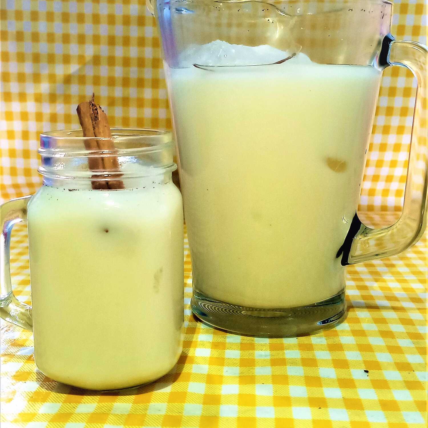 Aguas Frescas Medio L