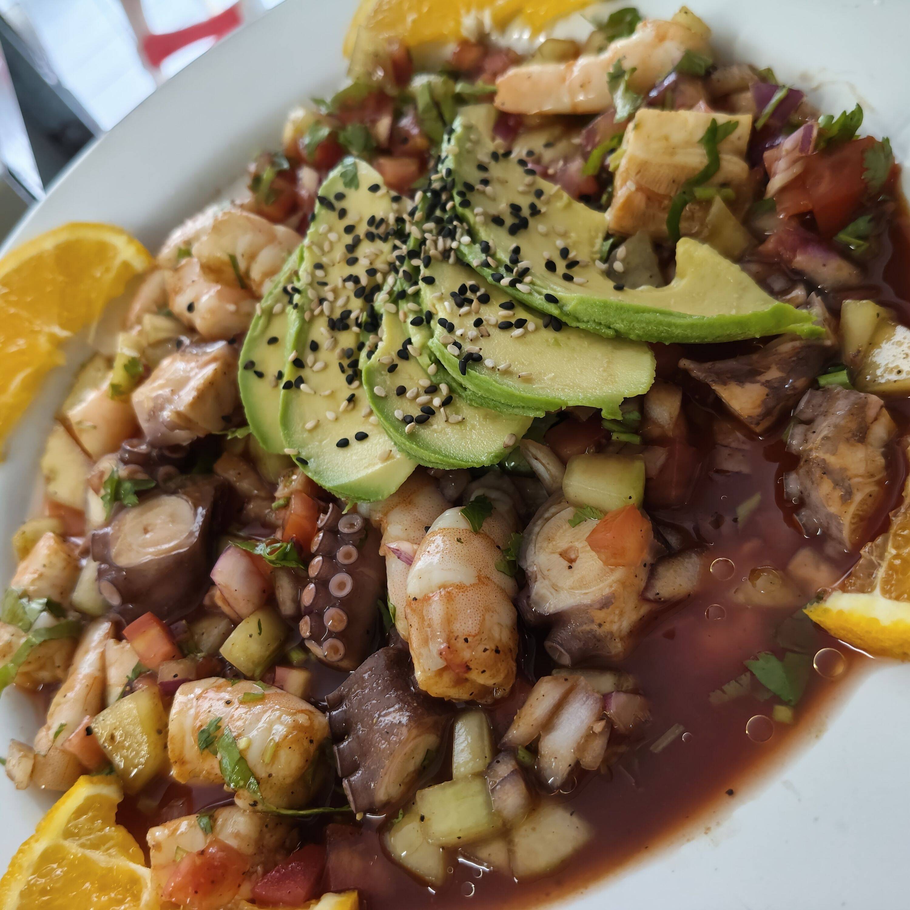 Ceviche de Camarón con Pulpo