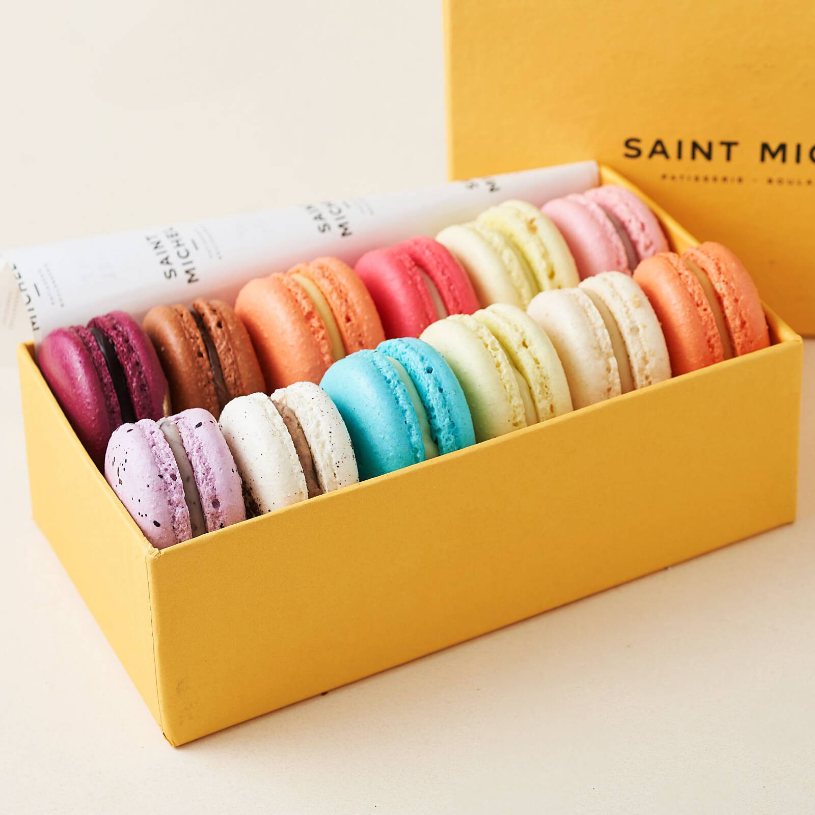Caja de 12 Macarons ( Surtida)