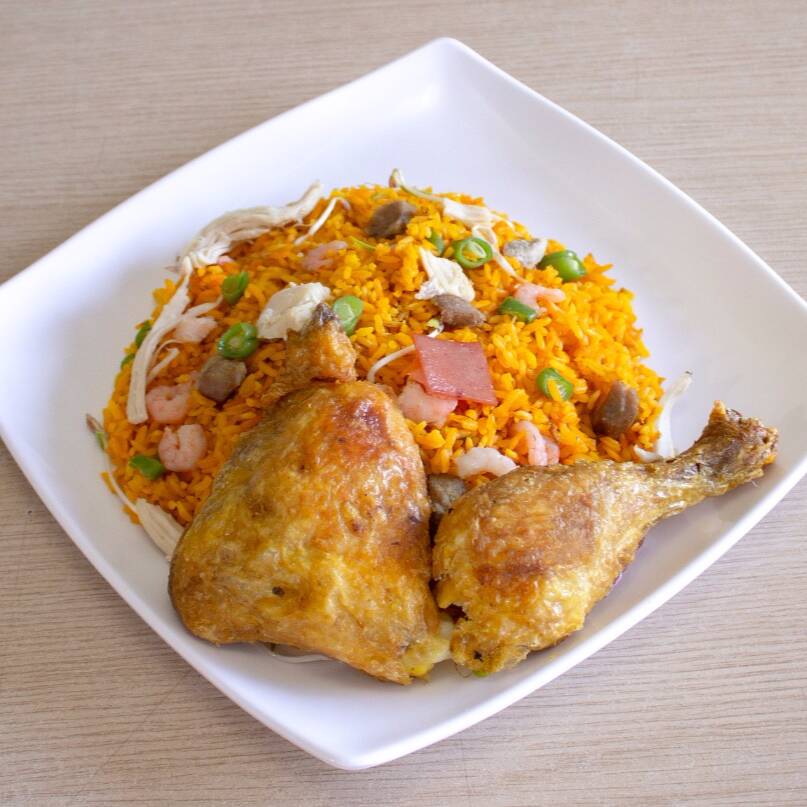 valenciana + 1/2 pollo