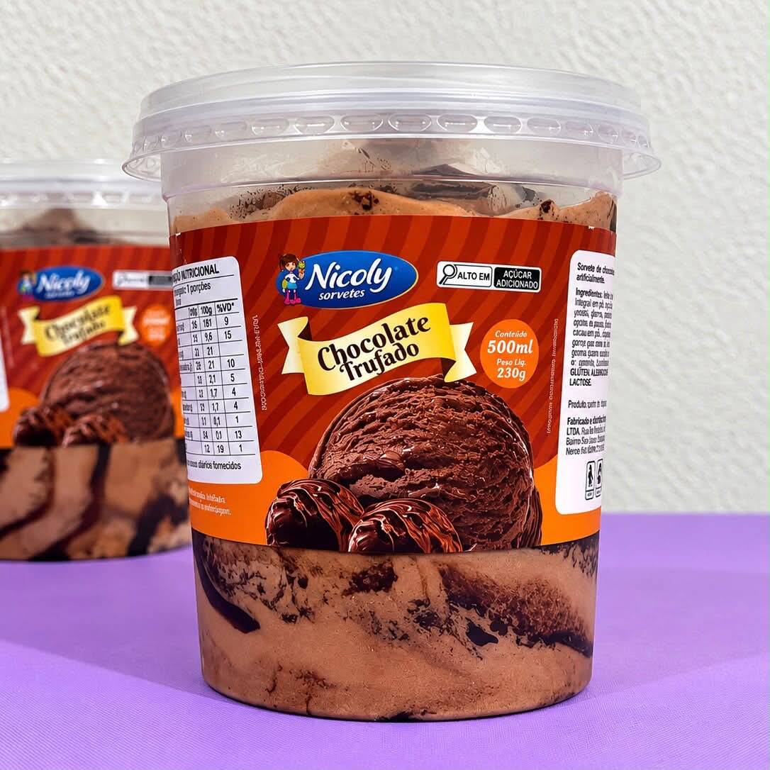 Cremoso, intenso e cheio de sabor!
Uma deliciosa combinação de chocolate para deixar qualquer momento ainda mais irresistível. Aprox. 230g.