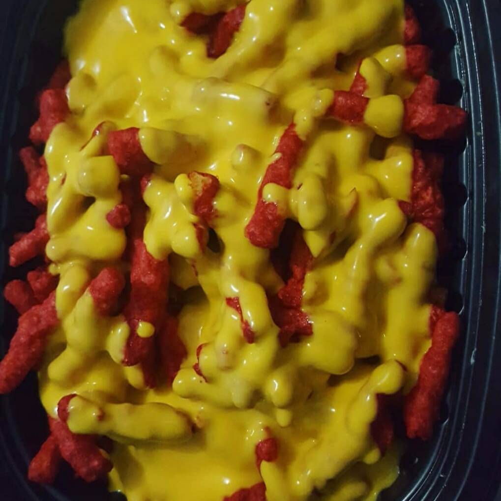 Cheetos Flamin Hot con Queso