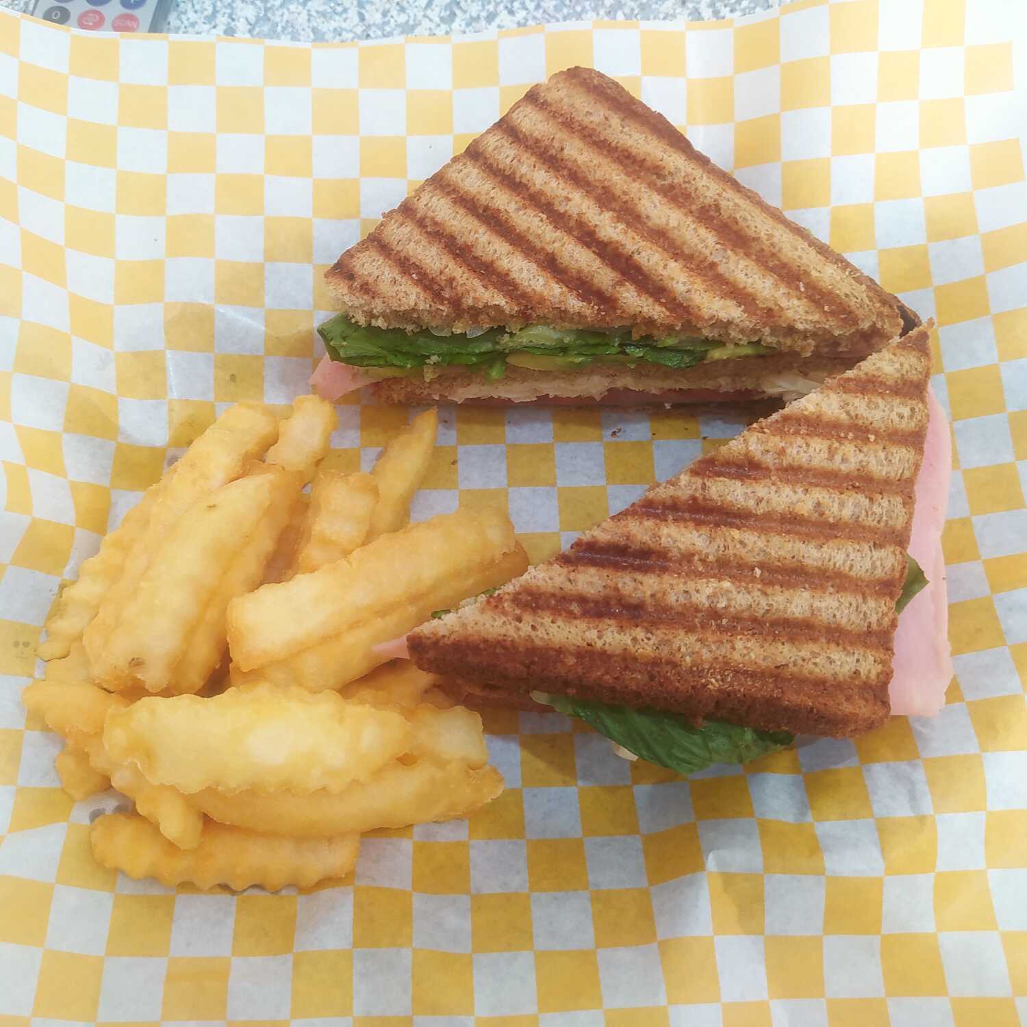 Sándwich de Jamón c/ Papas a la Francesa
