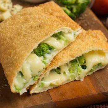 Brocolis, Muçarela, Catupiry, Alho frito