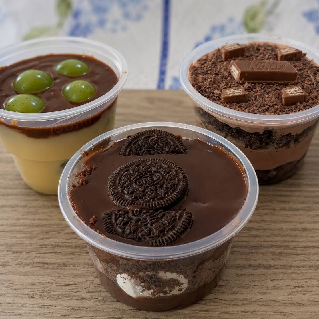🍪 Bolo de Pote Oreo + 🍫 Bolo de Pote KitKat + 🍇 Bombom de Uva: um combo irresistível, cremoso e cheio de sabor para adoçar seu dia!