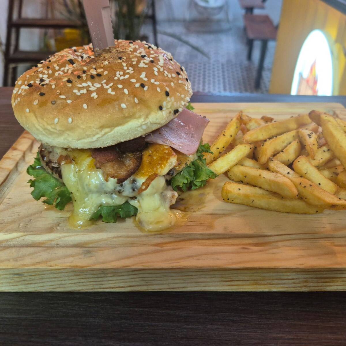 HARBURGUESA 3 QUESOS