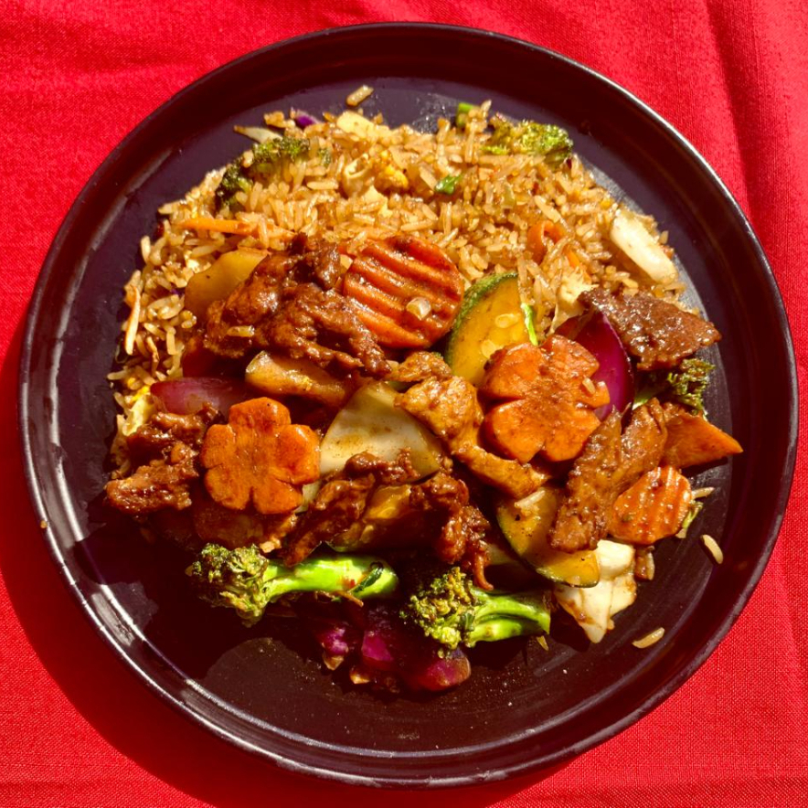 Vegetales Pollo y Res con Arroz