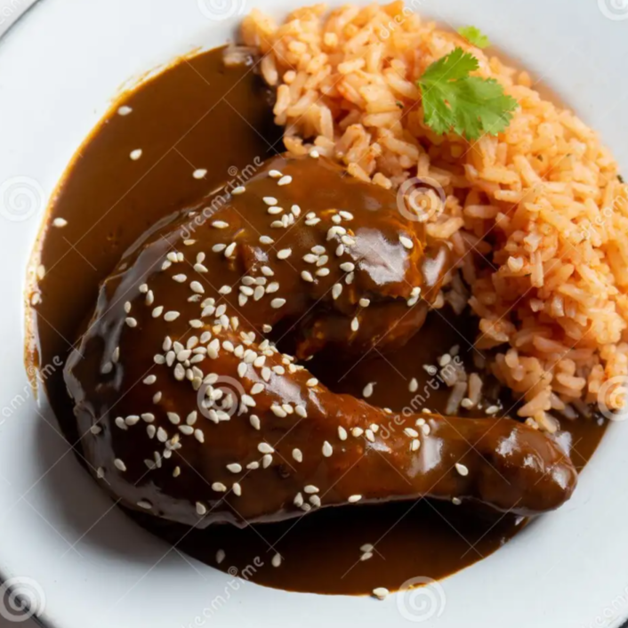 1/2 Litro de Pollo en Mole