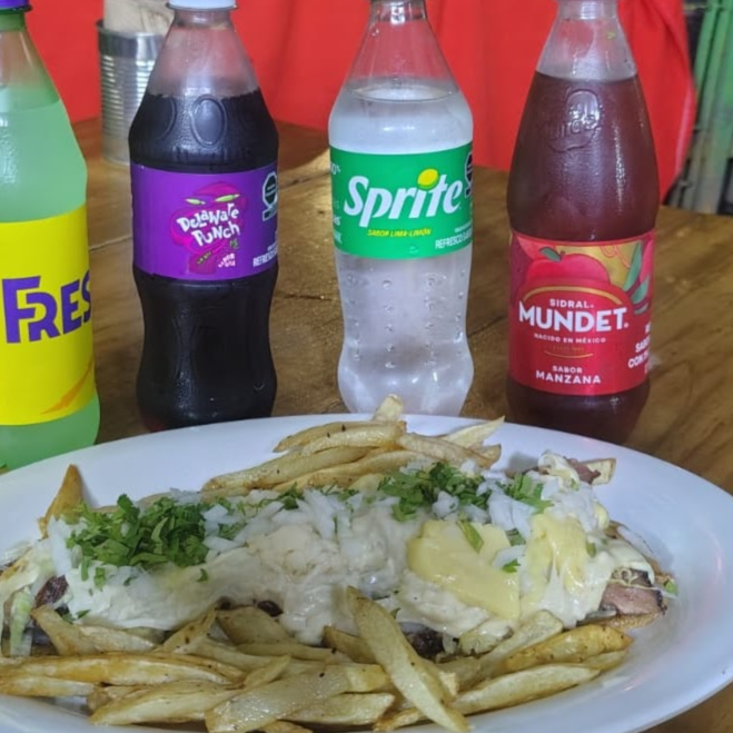 HUARACHE ARRACHERA PAPAS REFRESCO 600ML