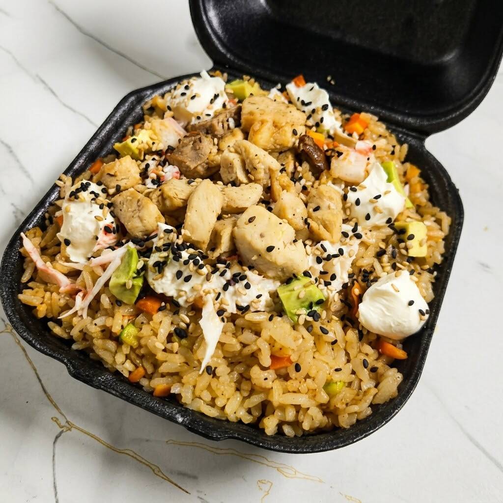 Yakimeshi de Pollo
