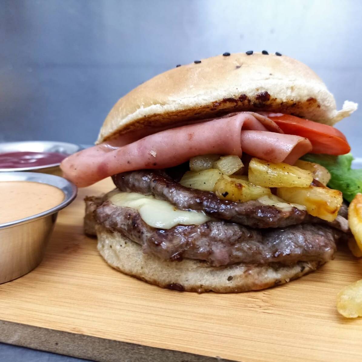 Hamburguesa Hawaiana