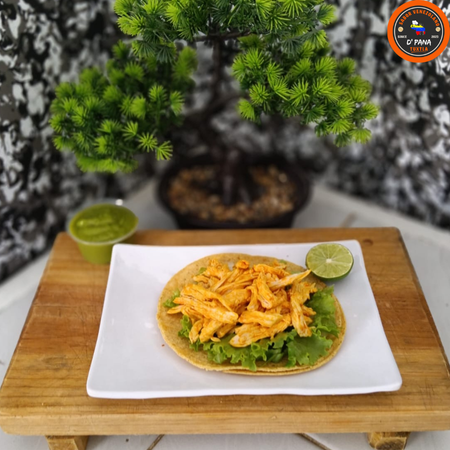 Taco de Pollo Guisado.