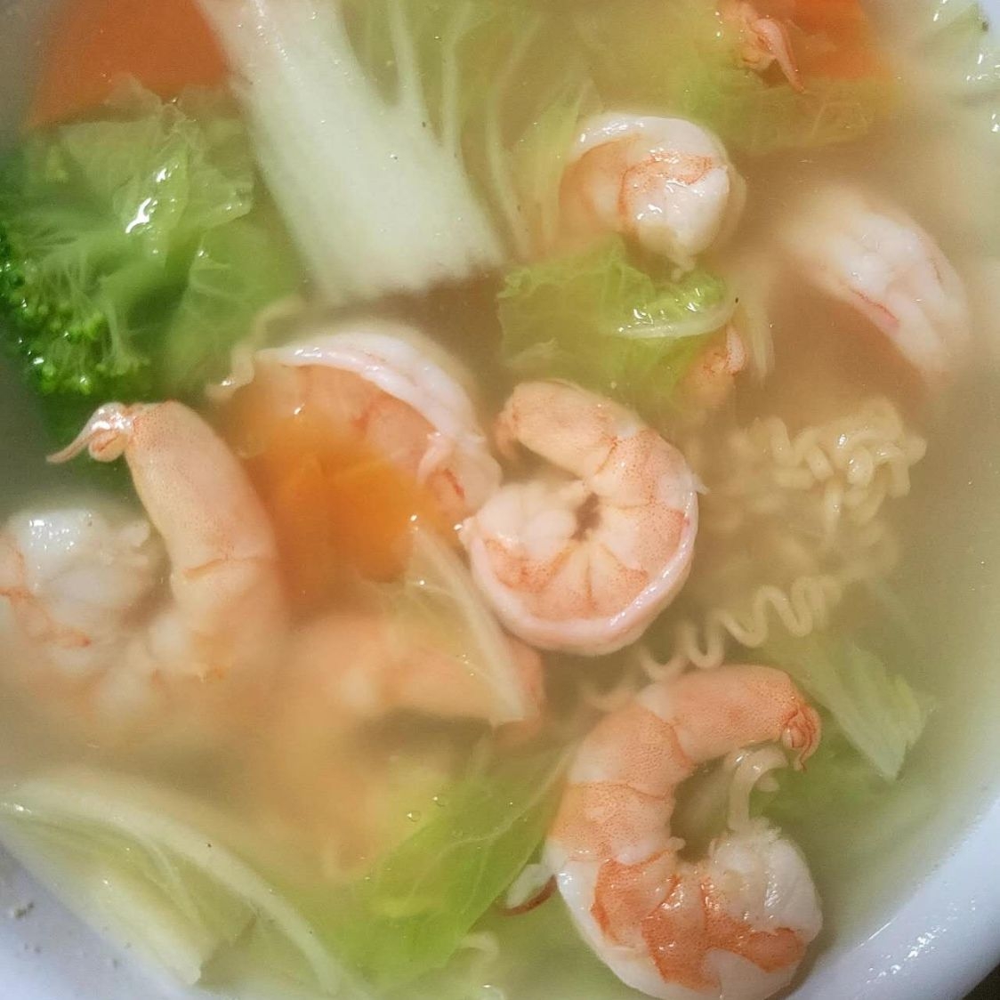 Caldo de Noodle con camarón