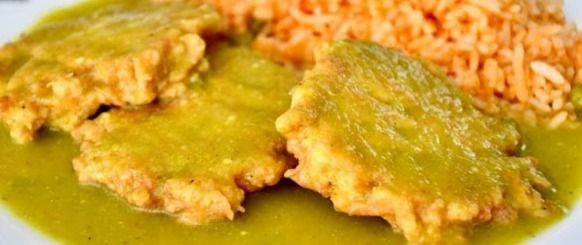 Taco Tortita de Carne en Salsa Verde