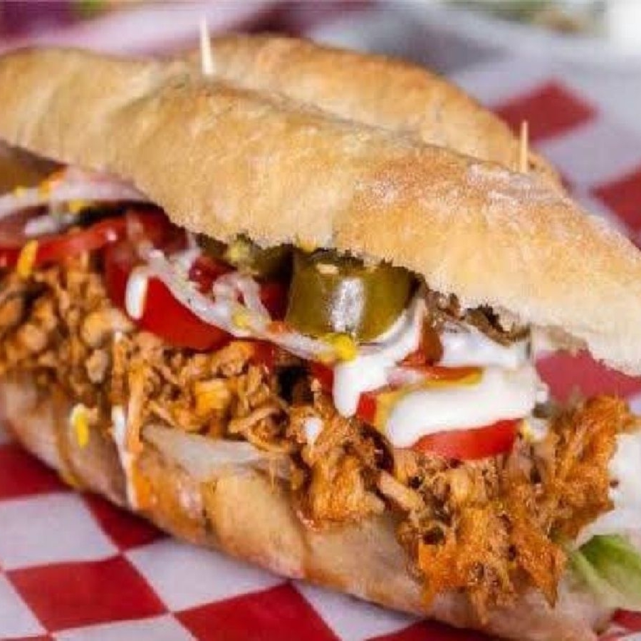 Lonches de Pierna Adobada Estilo Jalisco