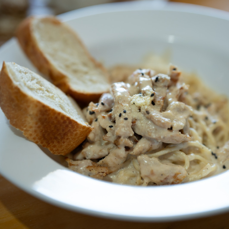 Pasta Con Fajitas de pechuga de Pollo