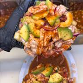 Tostada de Aguachile Rojo Chiltepino