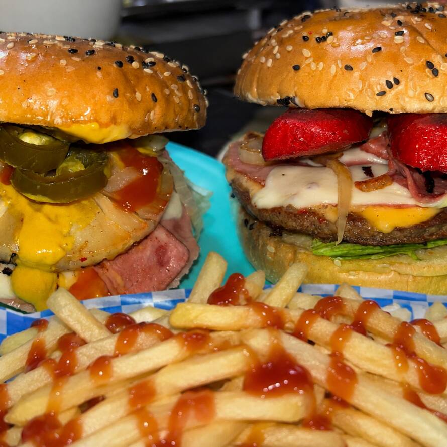 PROMO HAMBURGUESA COMBINADAS