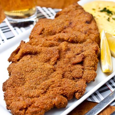 Contrafilé com arroz e batata + Bebida de sua escolha