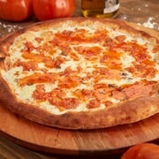 Gelatina Di Peppe Molho de tomates frescos, mozzarella búfala, geleia de pimenta.