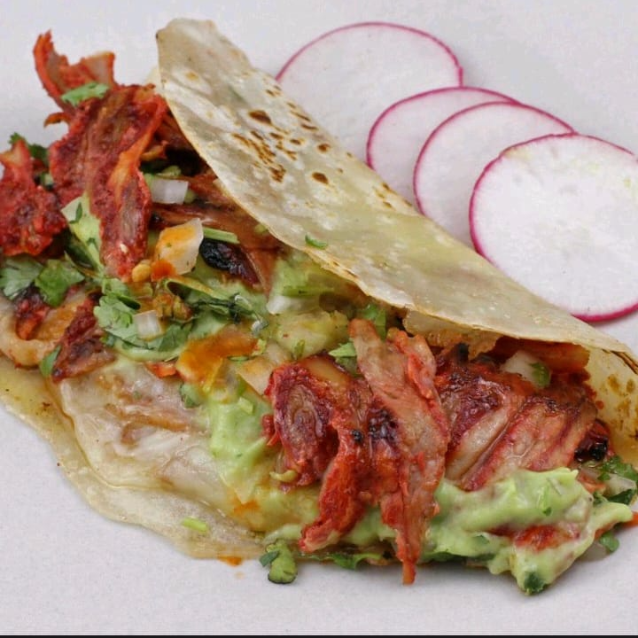 Quesa-Taco de Adobada