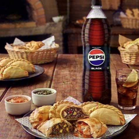 - 6 Empanadas à sua escolha ;
- 1 Garrafa Pepsi Zero Black 1,5L Sem Açúçar