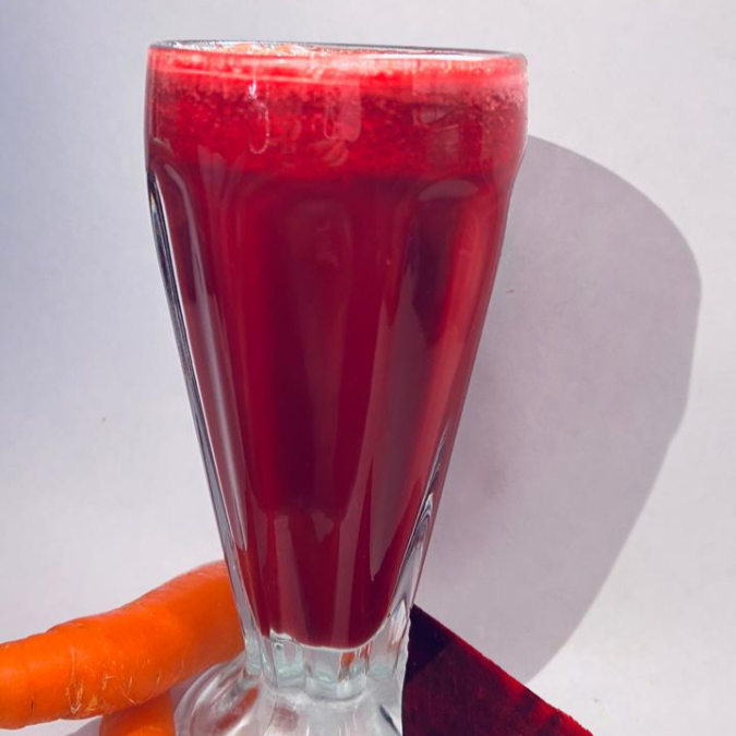 Jugo de Vetabel con Zanahoria