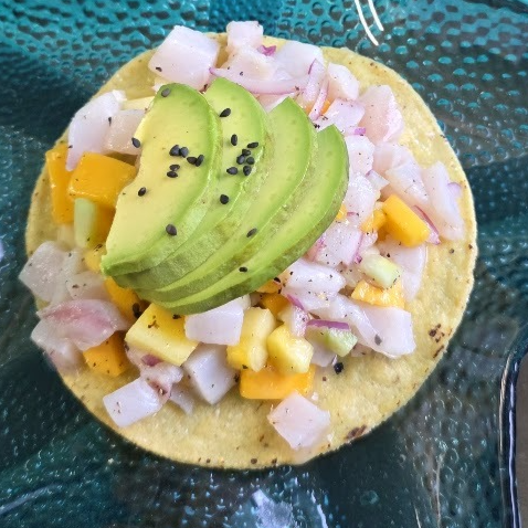 Tostada de Ceviche Tropical