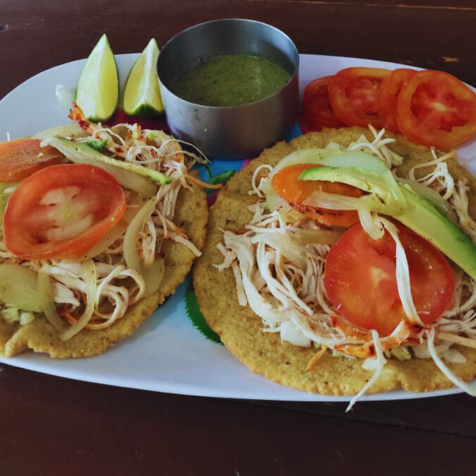 Salbutes de Pavo Asado