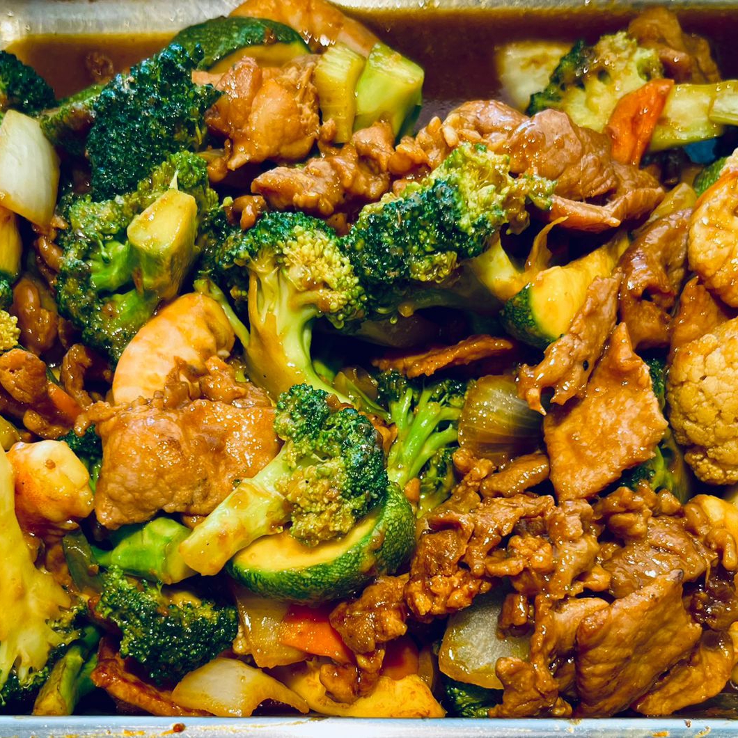 2-GUISADOS+ARROZ O SPAGHETTI