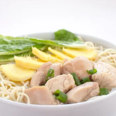 Caldo de Pollo con Kion