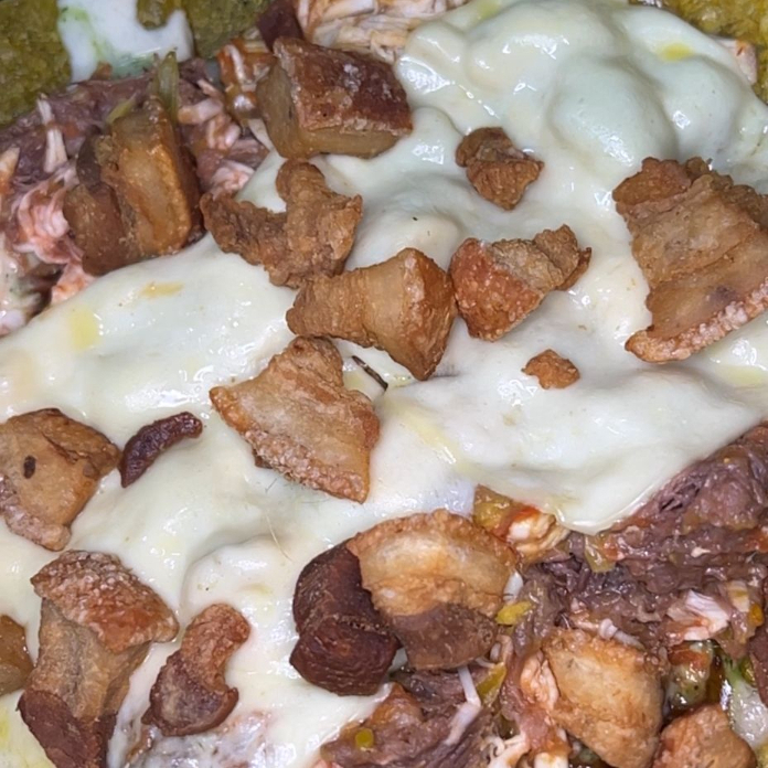 Tostada con Todo