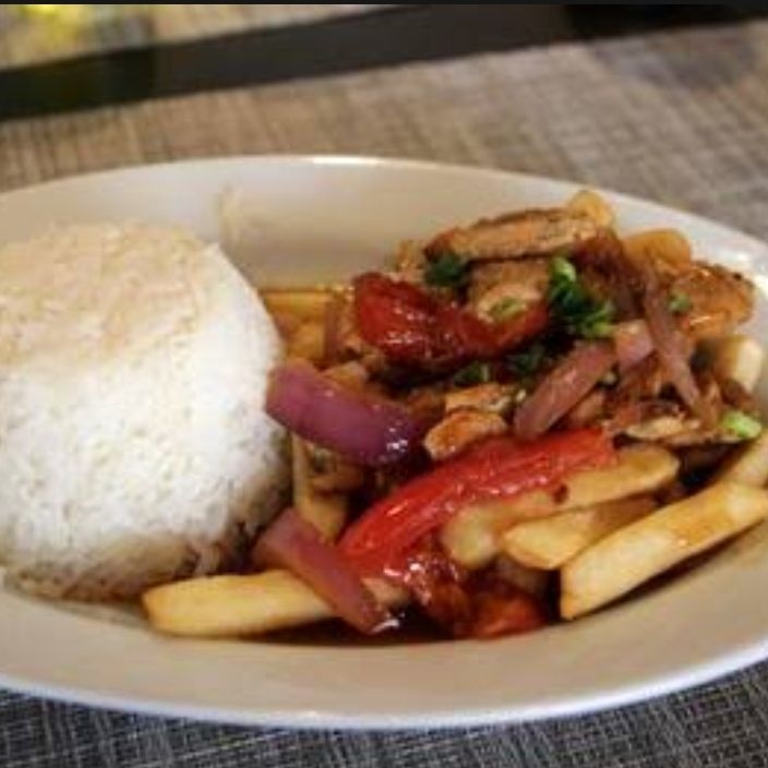 Saltado de Pescado Personal