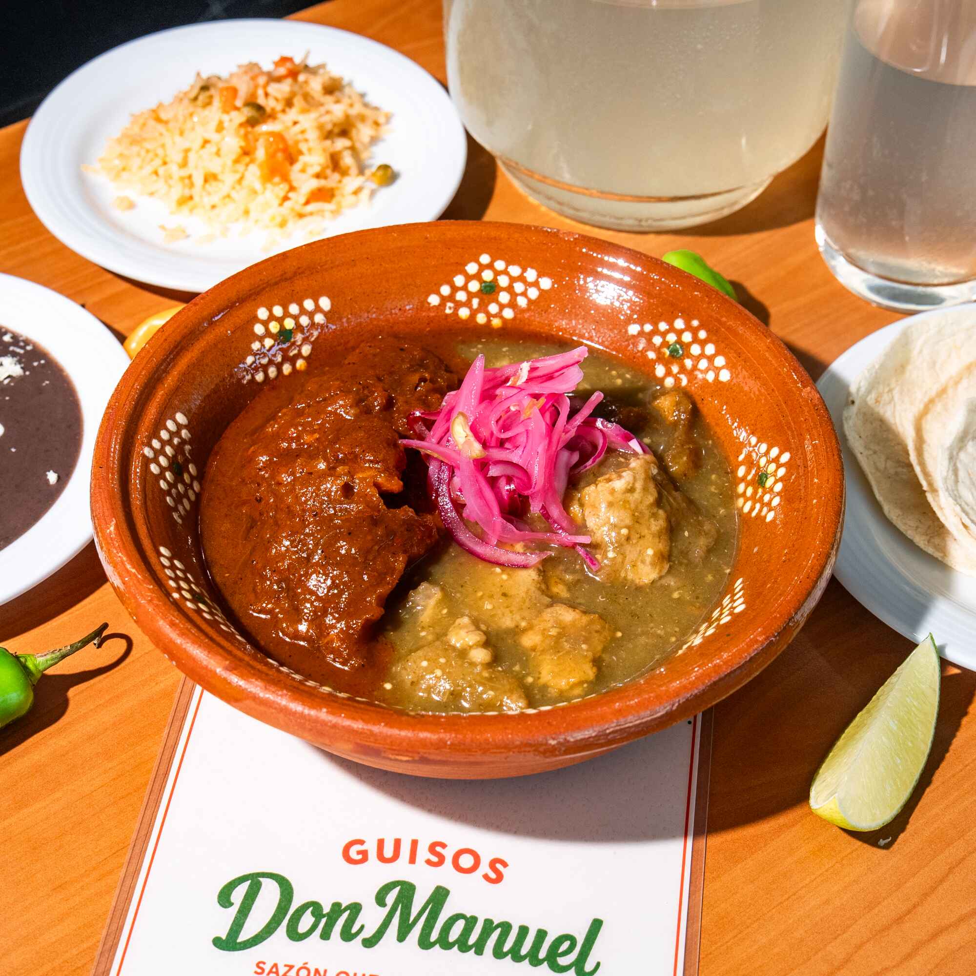 Chicharrón en Salsa Verde o Roja