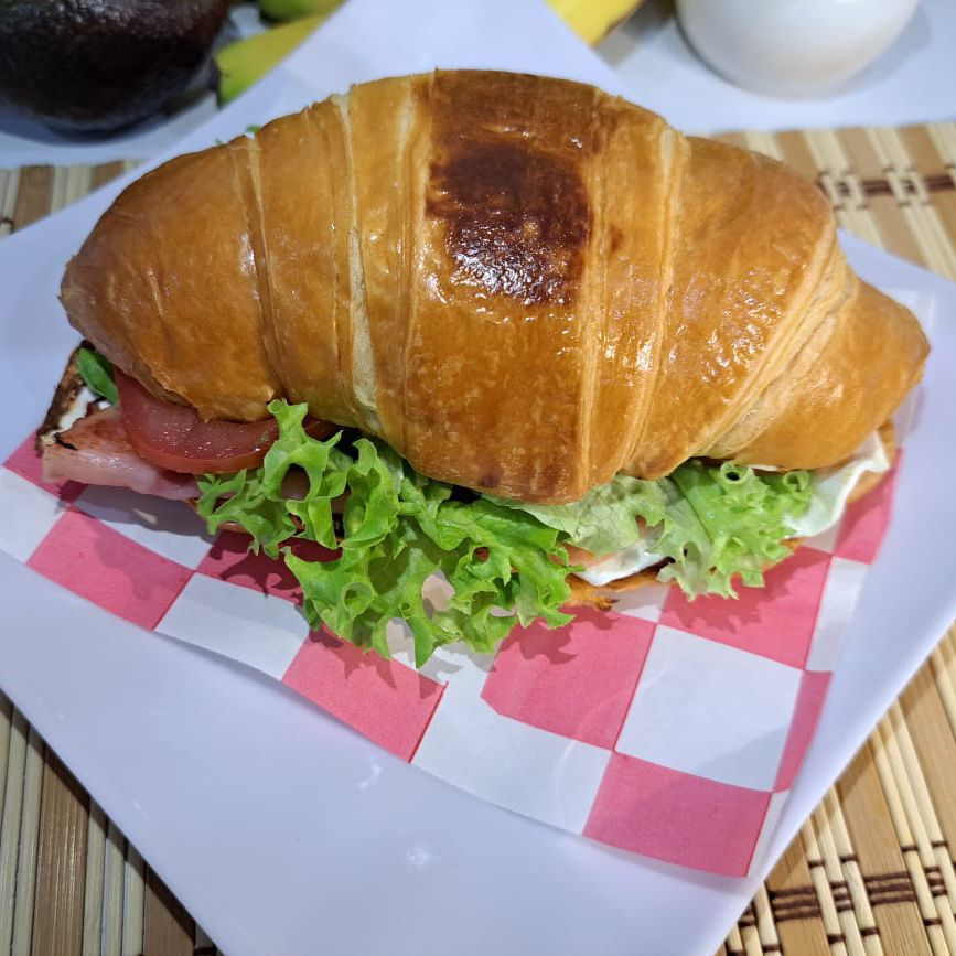 Croissant de Jamón
