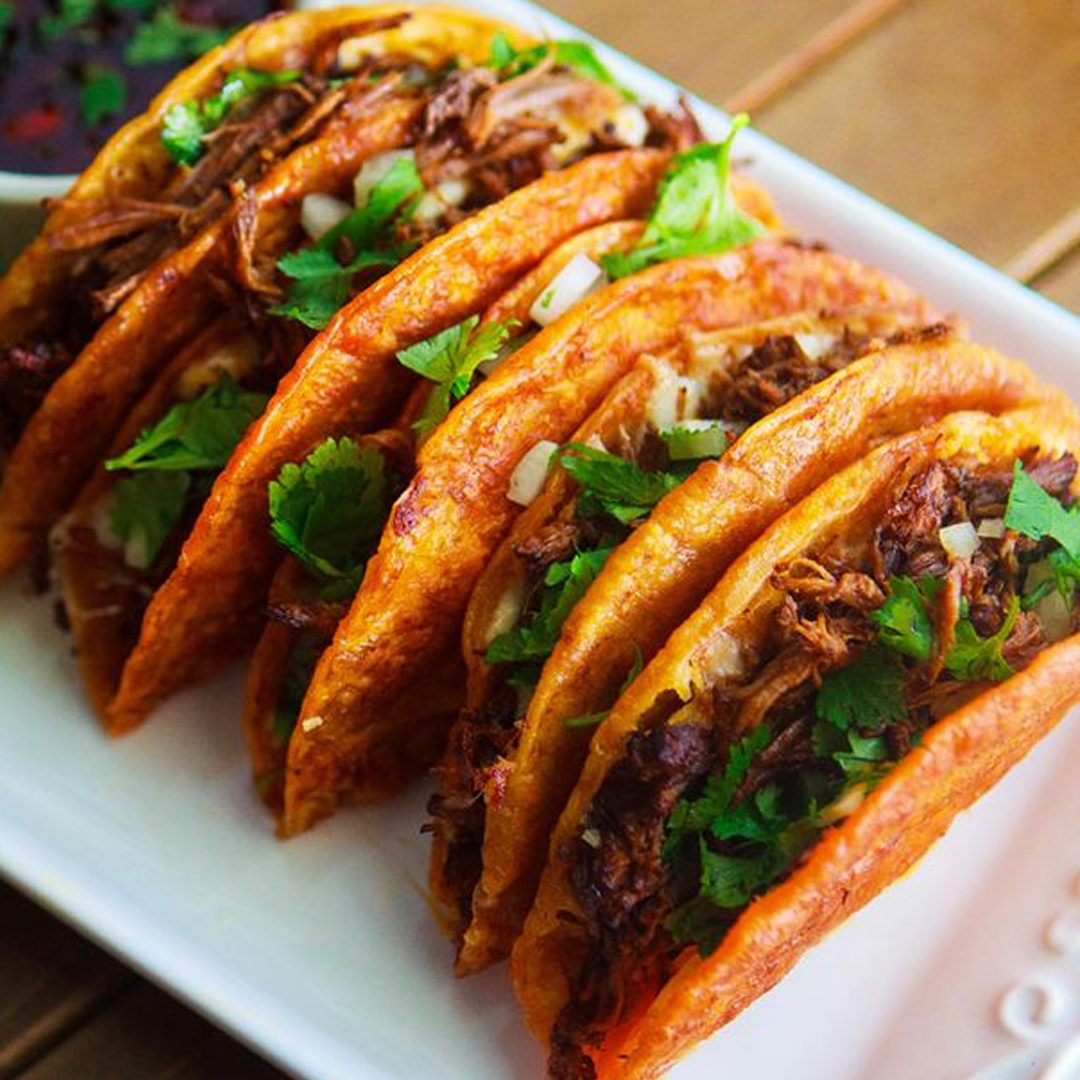 Combo 4 Tacos de Birria de Maíz+ Refresco
