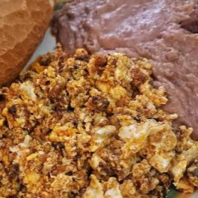 Huevo con Chorizo