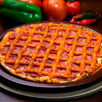 Molho, Mussarela, Calabresa, Cheddar, Oregano.