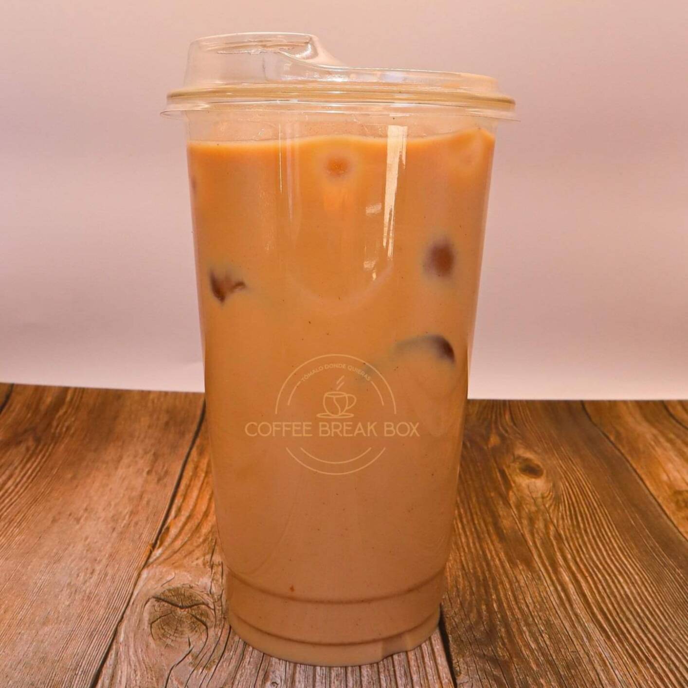 Café Frío/ Latte en las Rocas