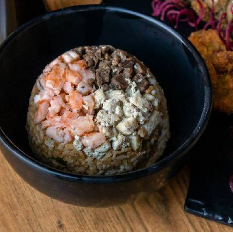 Yakimeshi Mixto