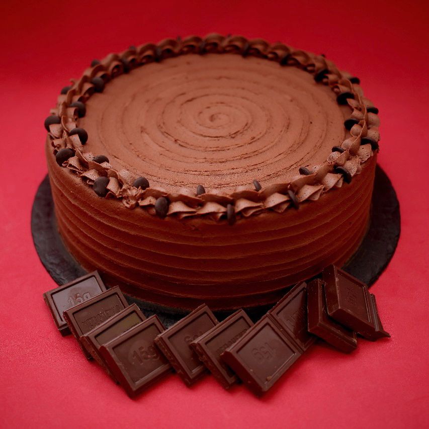 Pastel de chocolate (20 personas)
