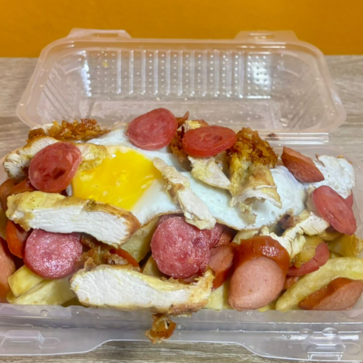 SalchiBrava Familiar