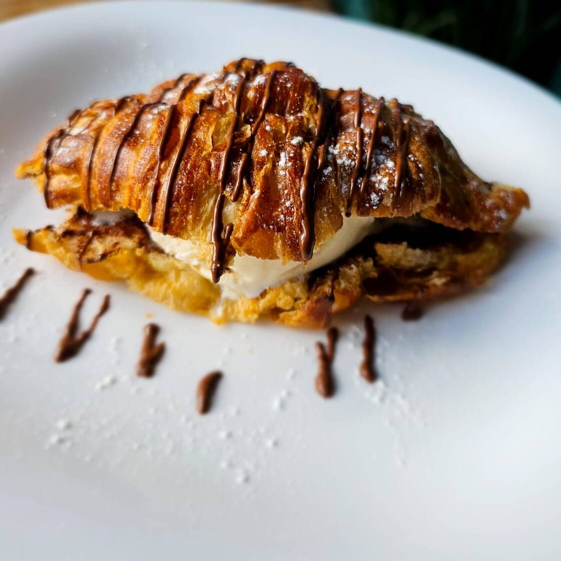 Croissant con Helado