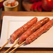 Espetinho assado na hora