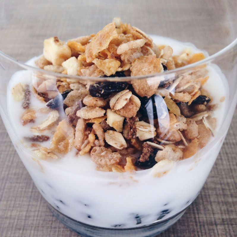 Yogurt con Granola