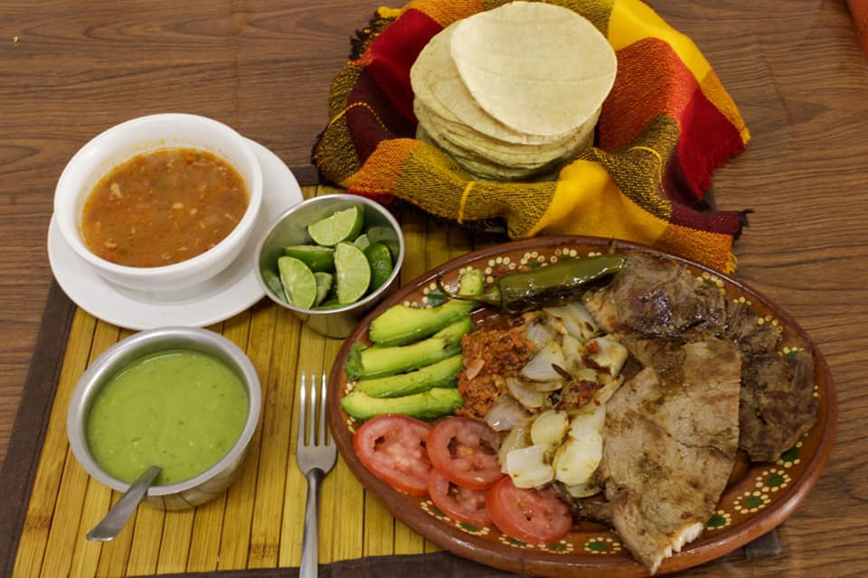 TAQUERIA LA BRASA GUELAGUETZA