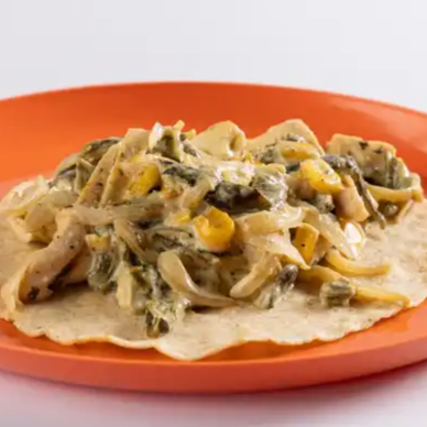 Taco Pollo en Rajas con Crema