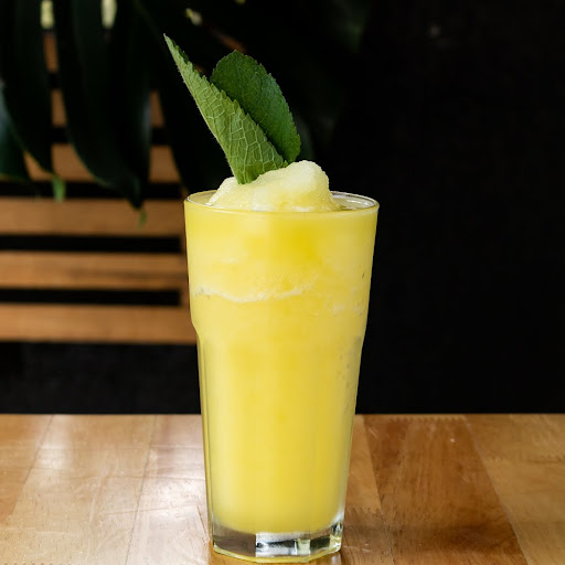 PIÑA-YERBABUENA
