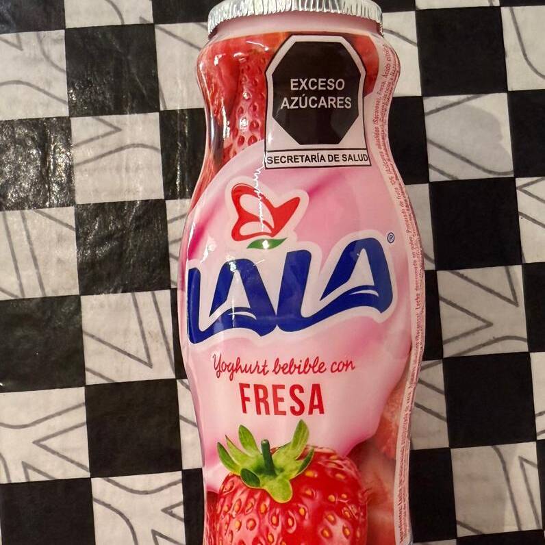 Yogurt Lala Fresa 220gm